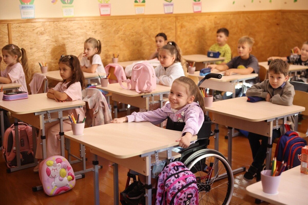 Фото 7: П’ять років тому вона об’єднала увесь Львів: Вікторія Полюга пішла у перший клас (фото/відео)
