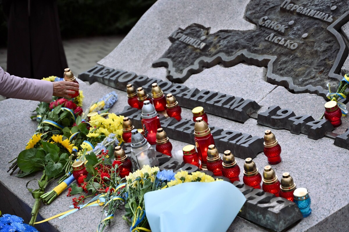 Фото 3: У Львові вшанували пам'ять депортованих українців із Закерзоння