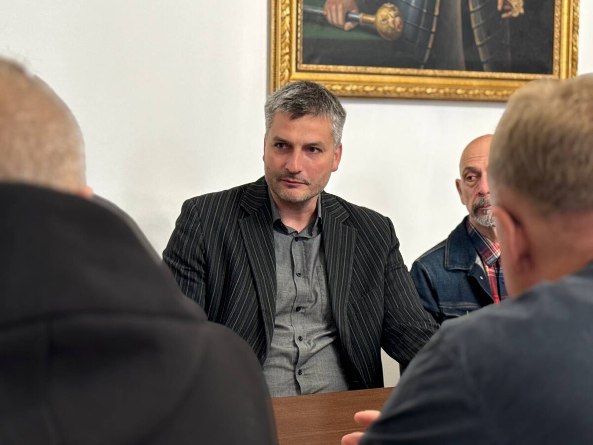 Фото 3: Підтримка ветеранів та співпраця з українськими громадами: Андрій Садовий зустрівся з делегацією Європейського Конгресу Українців та чеських організацій