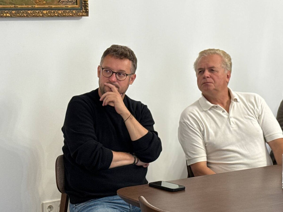 Фото 2: Підтримка ветеранів та співпраця з українськими громадами: Андрій Садовий зустрівся з делегацією Європейського Конгресу Українців та чеських організацій