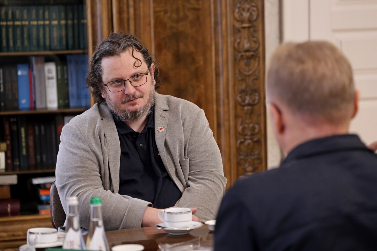 Фото 1: Мер Львова зустрівся генеральним директором Українського Червоного Хреста: обговорили співпрацю у соціальній та медичній сфері