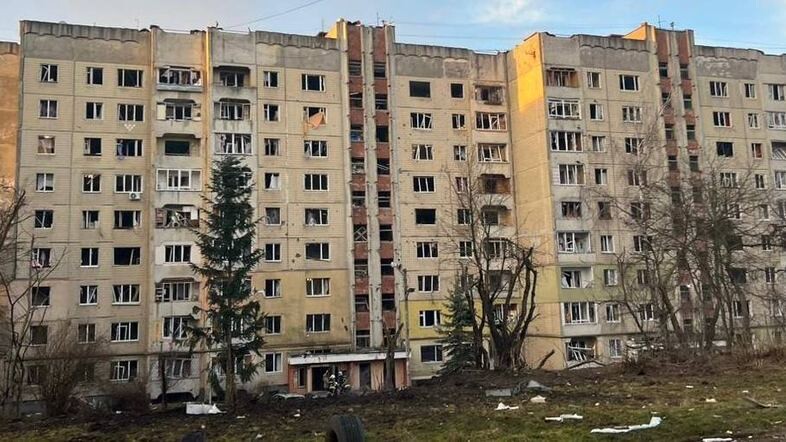 Фото 1: Від відновлення після ракетного удару до енергомодернізації: у Львові комплексно оновлюють будинок на вул. Г. Хоткевича