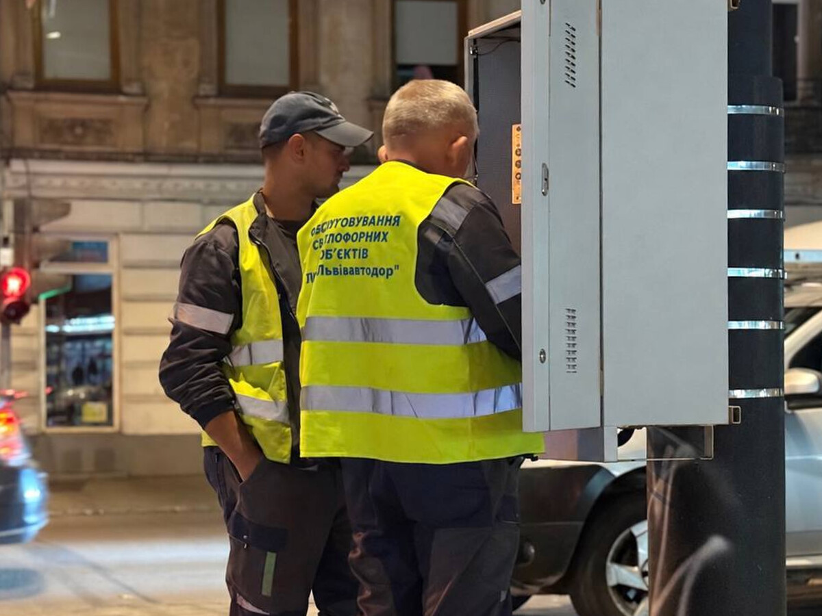 Фото 2: Львів протестував світлофори: більшість об’єктів зможуть працювати автономно понад добу