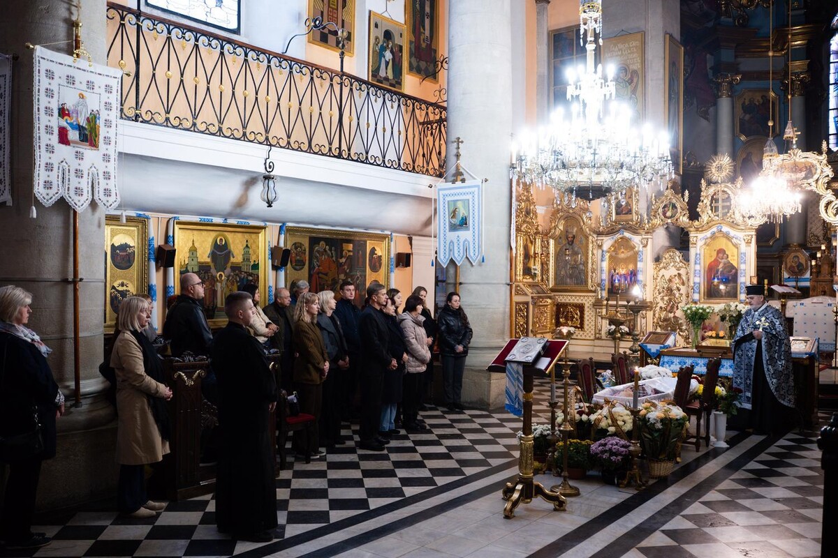 Фото 1: У Львові поховали видатну львів'янку, зв'язкову УПА Олену Рибалко