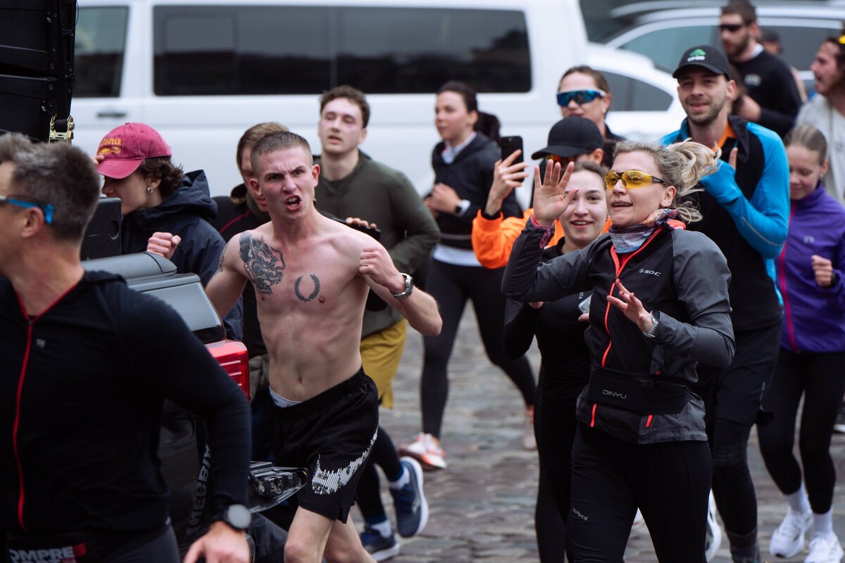 Фото 3: У&nbsp;Львові відбувся благодійний забіг Running Rave 2.0: зібрані кошти скерують на&nbsp;підтримку&nbsp;ЗСУ