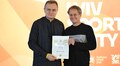 100 найкращих тренерів отримали премію від міста