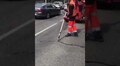 На вул. Сахарова ліквідують тріщини на дорожньому покритті