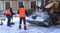 Снігоприбиральна техніка працює на вулицях Львова