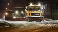 Комунальні служби продовжують посилено працювати через складні погодні умови
