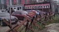 Недобросовісний підприємець нарешті звільнив самозахоплену комунальну ділянку, на якій продавав автомобілі