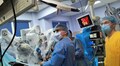 Львівські лікарі виконали унікальну операцію – видалили пухлину серця з допомогою робота Da Vinci