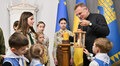 Символ світла і добра: пластуни передали громаді Львова Вифлеємський вогонь миру (відео)