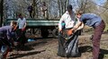 Працівники Львівської міськради долучилися до весняної толоки у громаді