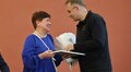 Андрій Садовий подарував Золотий герб міста Львова одній із найсильніших шахісток України
