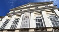 На львівській Ратуші вивісили банер до 25-річчя візиту Папи Івана Павла ІІ