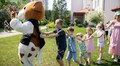 Сміх, радість і танці: для дітей та молоді у «Джерелі» провели літнє свято