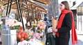 Мерія впорядкувала стихійну торгівлю квітами, облаштувавши сучасні дерев’яні ятки у центрі Львова (фото/відео)