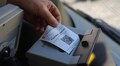 Пасажирам нагадують, на що слід звертати увагу при оплаті за проїзд готівкою