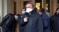 Мер Львова зустрівся з підприємцями, які вимагали відкриття магазинів одягу