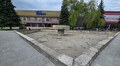 Площу перед Центром Довженка оновлять, а масштабну реконструкцію простору робитимуть після завершення війни