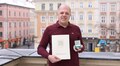 Людина, яка приносить свято: Іван Фасольник вже 18 років вітає столітніх львів’ян з їх днем народження