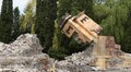З Пагорба Слави демонтували другу вхідну колону: на якому етапі ексгумація радянських поховань (відео)