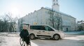 Львові запрацював механізм компенсацій вартості поїздок таксі для людей на кріслах колісних