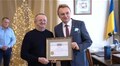 Мер Львова нагородив меценатів, які інвестували в будівництво нового COVID-відділення