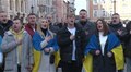 У центрі Львова відомі львівські артисти заспівали Гімн України