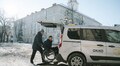 Майже 6 тисяч поїздок та 70 тисяч кілометрів за два роки: як працює у Львові авто інклюзивного класу для людей на кріслах колісних