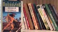 Книжкова полиця в центрі UNBROKEN налічує вже 700 книг: збір книжок для військових триває