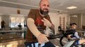 У центрі UNBROKEN допомагають відновитись захиснику, який підірвався на міні й отримав важкі опіки рук