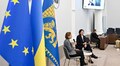 Лауреатка Пулітцерівської премії Енн Епплбом провела відкриту розмову у львівській Ратуші