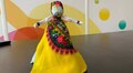 Мешканки модульного містечка робили ляльки-мотанки
