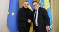 Реабілітація, підтримка ветеранів і вшанування полеглих Героїв: Старший представник НАТО в Україні відвідав Львів