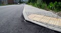 У Винниках на вулиці, що веде від зупинки до госпіталю, облаштовують тротуари