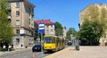 На новій зупинці біля поля почесних поховань захисників на вул. Мечникова встановили павільйон очікування