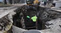 Замість місяця, впорались за тиждень: колектор на Угорській відремонтувати, міські автобуси повернулись до звичного маршруту