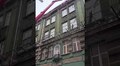 Очистка дахів житлових будинків від нависань снігу і буруль