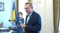 Сьогодні у Львові шестеро дітей отримали ордери на власні помешкання