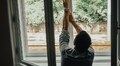 У Львові відреставрували вікна у під’їзді будинку, в якому мешкав архітектор Юзеф Авін