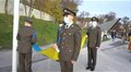 На Меморіалі Героїв Небесної Сотні курсанти Львівського ліцею Героїв Крут підняли національний стяг