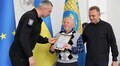Мер Києва подякував львівським комунальникам, котрі ліквідовували наслідки обстрілів у столиці