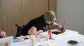 Місто компенсує роботу арттерапевтів, які допомагають людям, що пережили полон і тортури