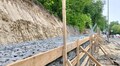 На в’їзді до Львова укріплюють схил: габіонна підпірна стінка вже готова на 40%