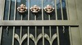 У Львові відреставрували металеву сецесійну браму з квітковим декором