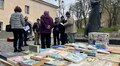 На букіністичному ярмарку муніципали проводять щоденні перевірки товару (відео)