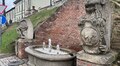 Фонтани у центрі Львова відновлюють роботу (відео)