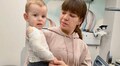Львівські лікарі врятували малюка, який перекинув на себе чайник з окропом