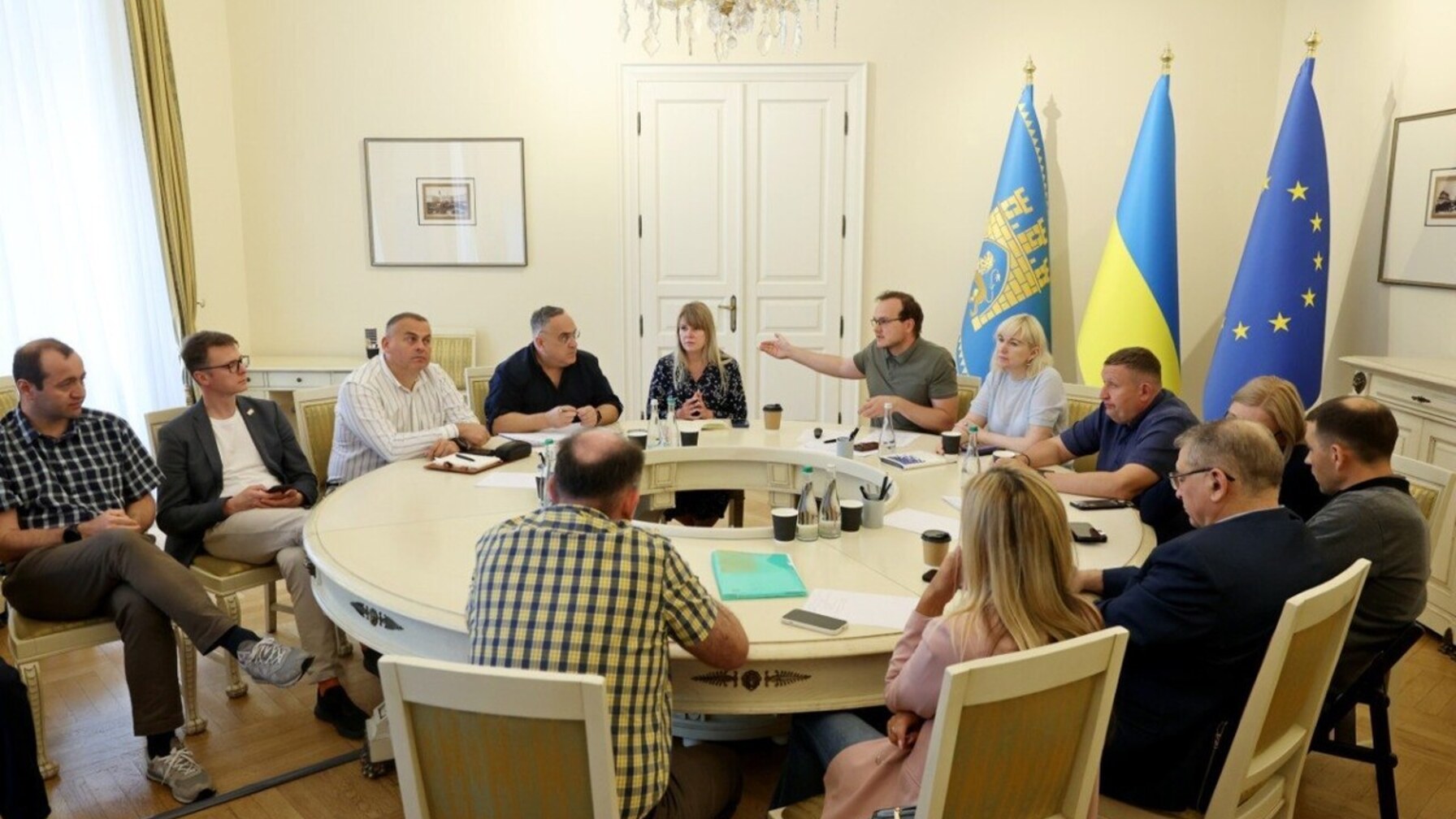 Львів готовий передати приватні укриття біля людних місць у комунальну власність